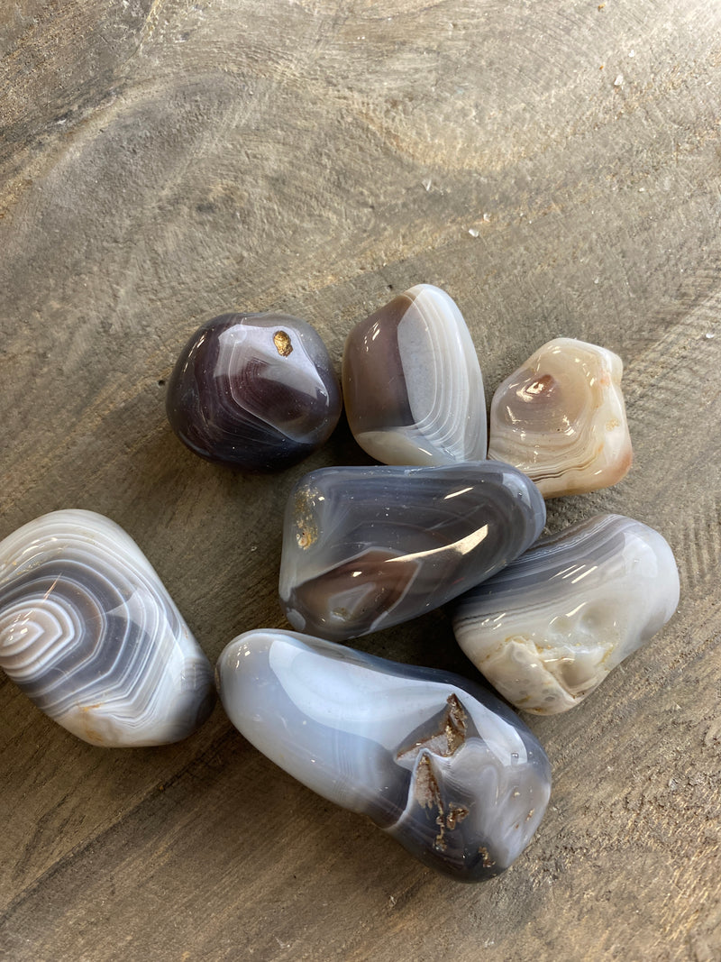 botswana agate Metaphysical and spiritual crystal gem stones rooted in Melbourne, Florida – Each product carries the natural essence of Brevard County’s sun, sea, sand, and soil.