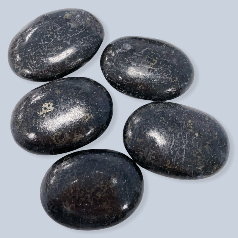 Nuumite Stones