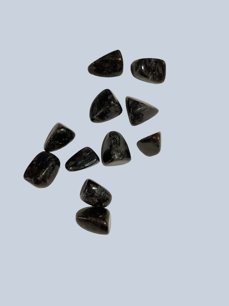 Arfvedsonite Stones