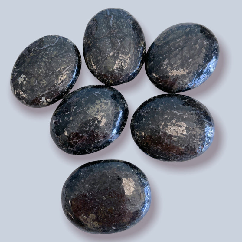 Nuumite Stones