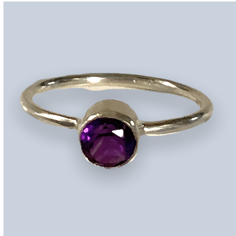 Amethyst Sterling Silver Rings (Sizes 6)