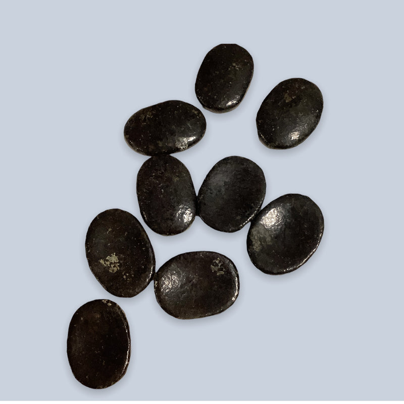 Nuumite Stones